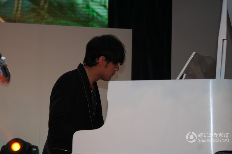 请问这个梦幻西游FLASH动画背景音乐是什么