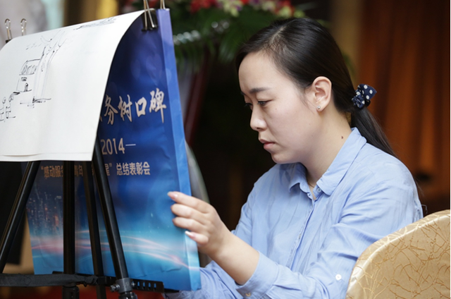 请问谁有另人很感动的事例呀?急!