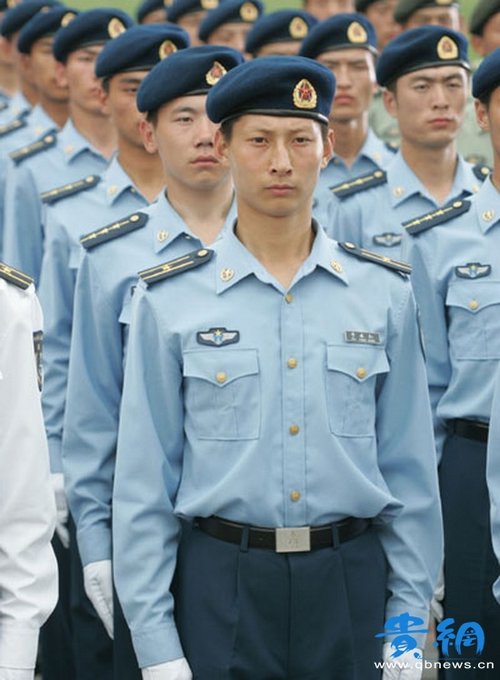 中国人民解放军空军航空大学的学生待遇怎么样