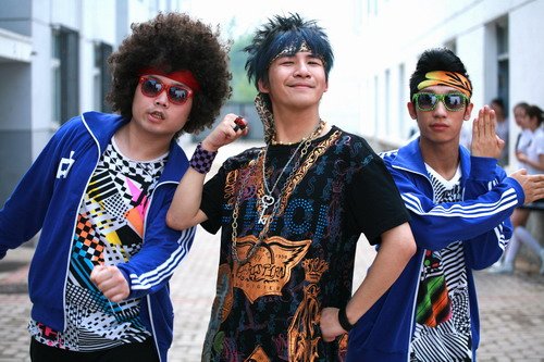 《奋斗》歌词,大张伟唱的那个-大张伟奋斗的歌