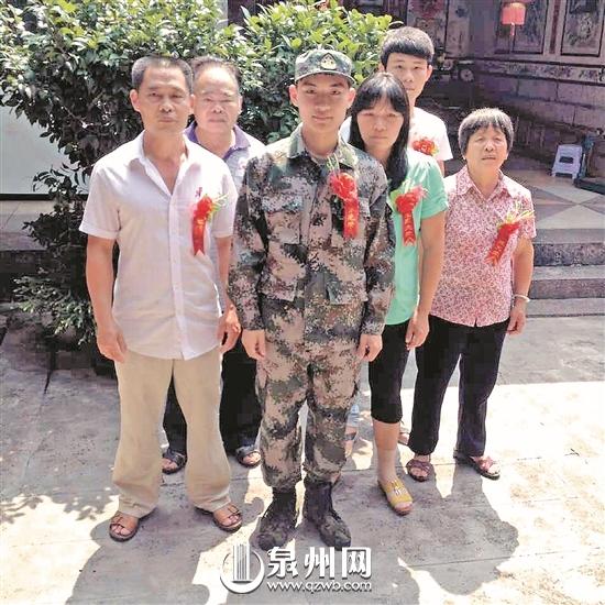 武警转业,1998入伍,2015转业到地方,正营级,按