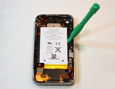 山寨苹果手机内置电池待机一天,谁知道哪换好