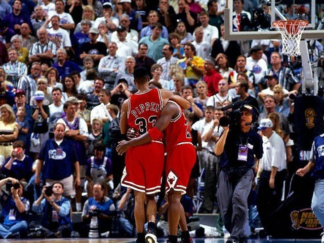 求97年总决赛第五场乔丹带病比赛高清录像-高