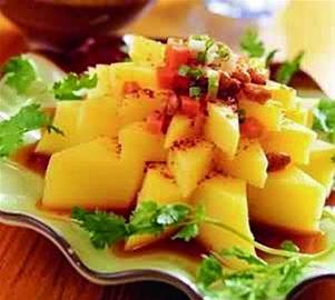 西方人喜欢吃奶油、肉类食品,中国人喜欢吃炒