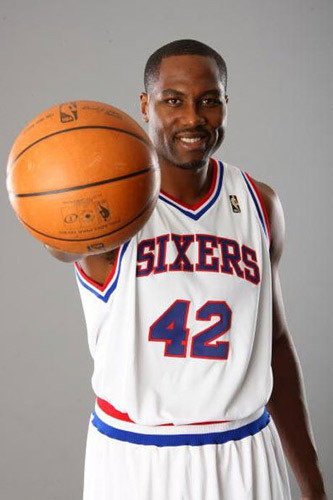 10大易受伤球星:姚麦皆上榜 07年状元最悲情_