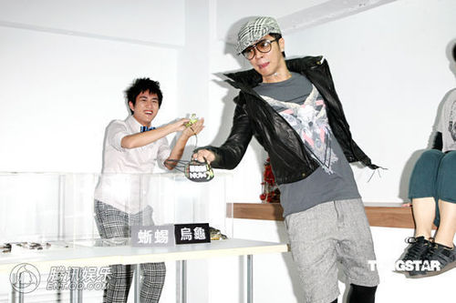 黄靖伦_黄靖伦 收入(3)