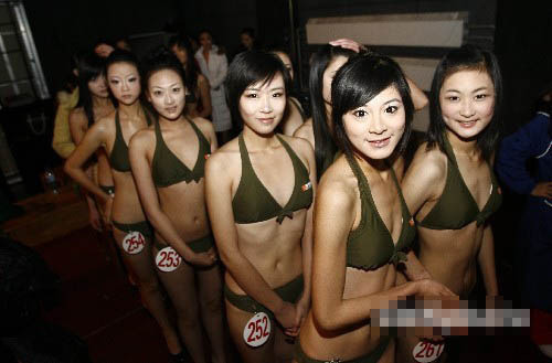 数百名高校模特参加<em>空姐</em>空少<em>选拔</em>_女生日记_