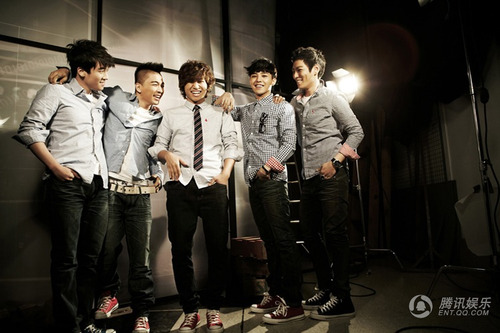 组图:bigbang被选为服装模特