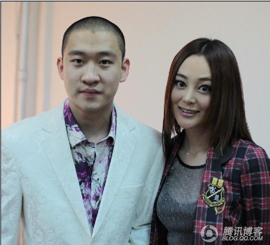 山寨<em>范冰冰 pk芙蓉</em>姐_娱乐滚动新闻_西安_腾讯