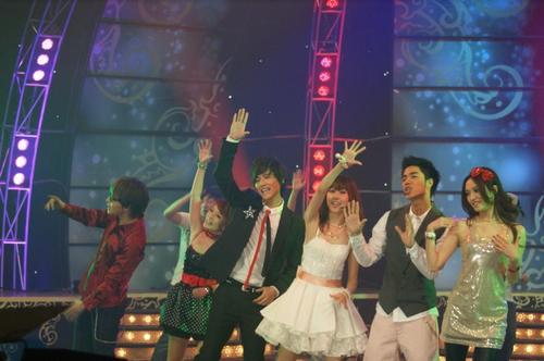 张峻宁登东视春晚 《歌舞青春》新版主题歌爆