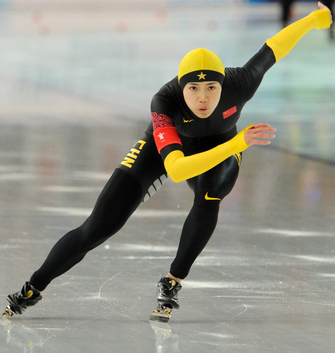 腾讯体育讯 北京时间2月17日,2010年温哥华冬奥会速度滑冰比赛展开