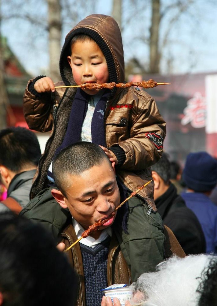 纪实摄影作品精选：吃在庙会_新闻_腾讯网