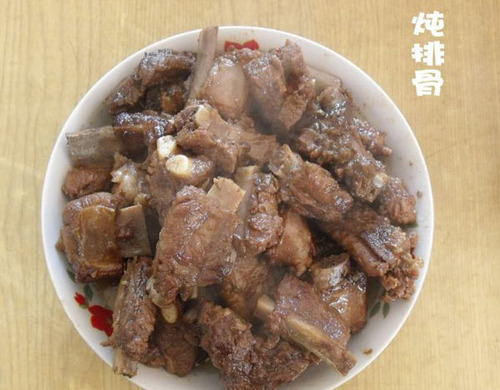 真是很丰盛 实拍农村年夜饭_精彩资讯
