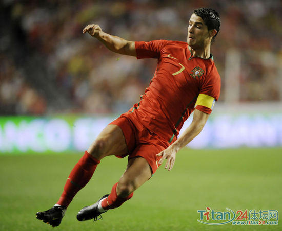 世界杯巨星前瞻:梅西腾飞 卡卡C罗谁突围?