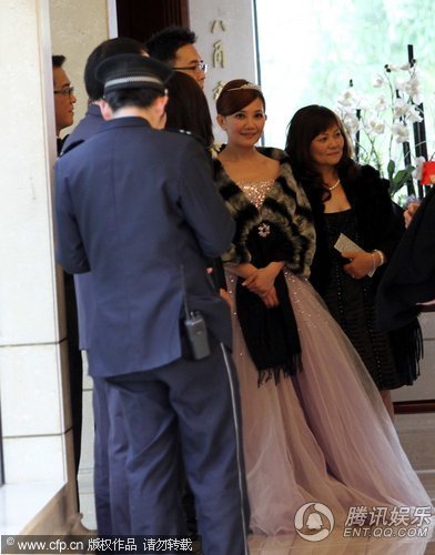 梁静茹上海补办婚宴 声称要生“兔宝宝”【图】