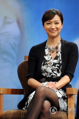 独家:徐静蕾黄立行录节目 激情吻戏片花首曝光