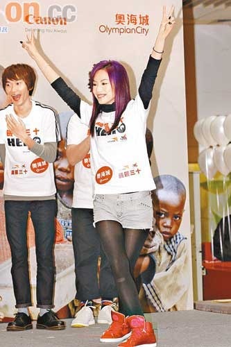 邓丽欣压力大做噩梦 钟舒漫自认童年顽皮【图】