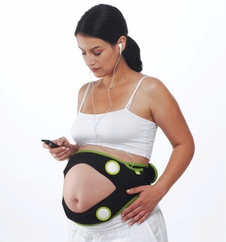 这套名叫Advanced Pregnancy Sound System的系统，能提供安全性的聆听环境。这套音乐系统，有四个喇叭，分别接在孕妇的肚子四周，看来好像很专业，也可以利用3.5mm耳机，让妈妈分享宝宝听的音乐。至于音乐播放的载体，只要像iPod这类PMP就可以使用，甚至手机也行，售价129美元。