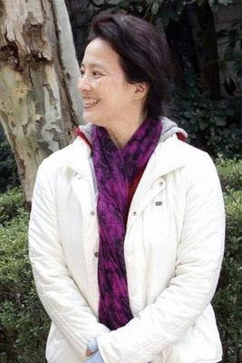 刘亦菲不畏严寒开工 母亲心疼爱女全程陪伴【图】