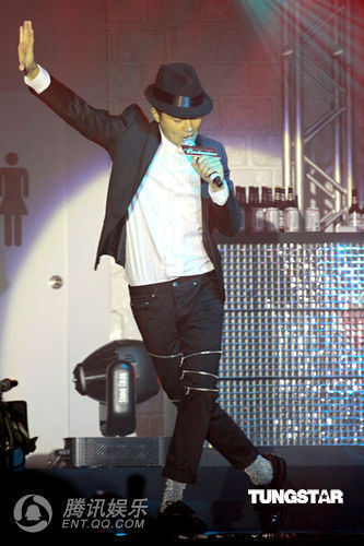 张智霖时隔11年开音乐会 张继聪刘心悠助阵【图】