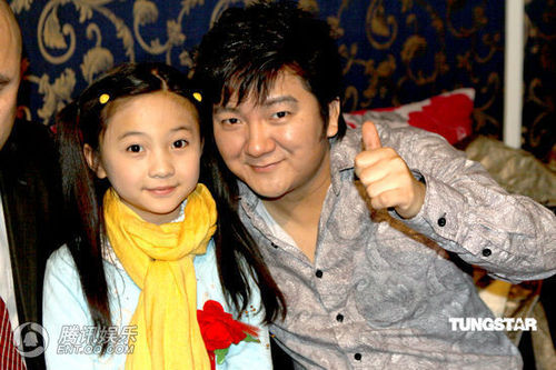 杨臣刚唱响环保主题