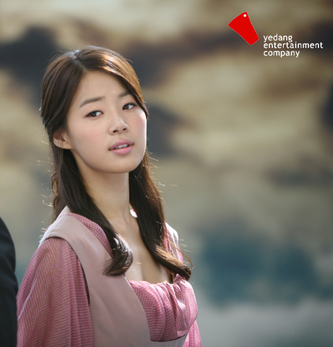 陆毅不介意一直当偶像 新片与女星韩智慧对戏