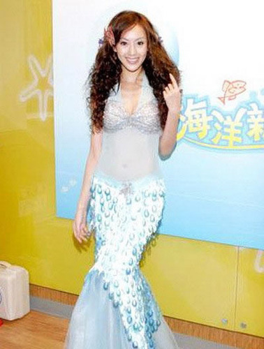 组图:女星不露肉露内衣 董卿也透视装露<em>文胸</em>_