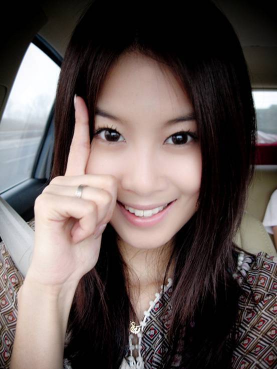 《梦幻诛仙》美女玩家照片16连拍