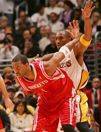 科比·布莱恩特_科比一年收入多少(3)