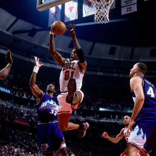他就是nba有史以来最另类,最有个性的人—丹尼斯罗德曼!