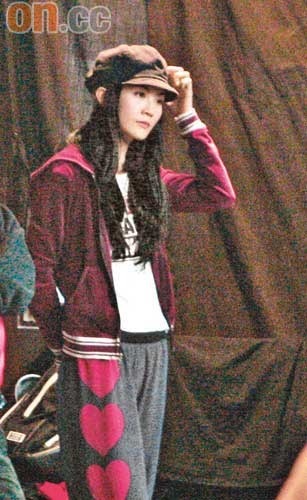 蔡卓妍激瘦请假疗伤 提第三者咬牙切齿【图】