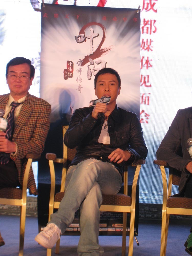 《叶问2》海报揭幕 甄子丹没准5年后就退休_电