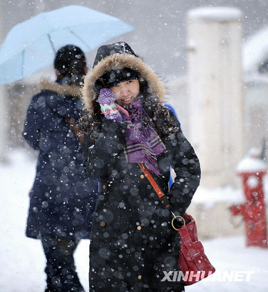 寒潮齐袭北方 北京降59年同期最大暴雪【图集】