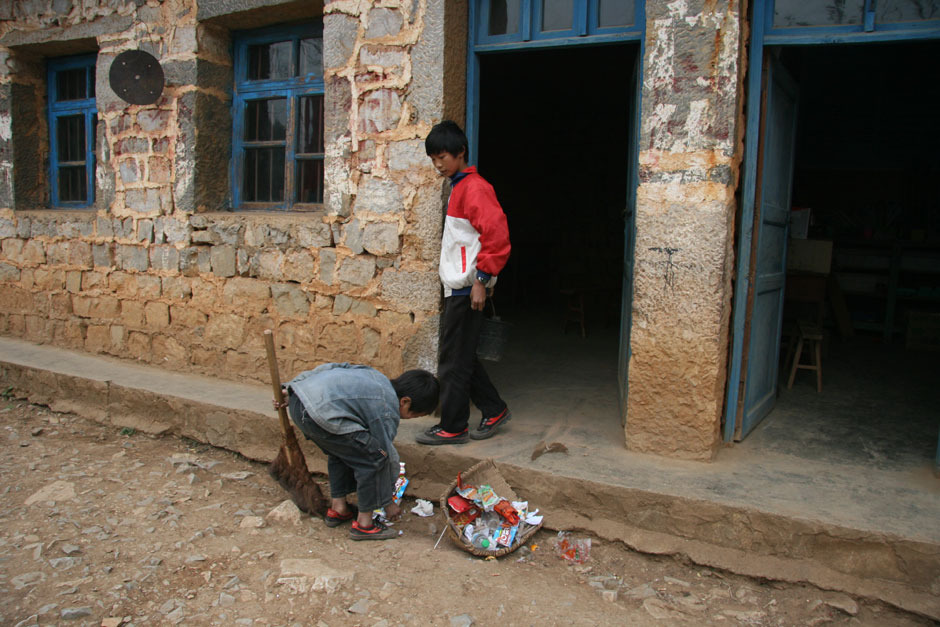 图片故事:贵州旱区的贫困小学
