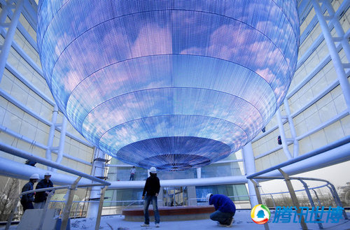 组图:上海世博会台湾馆调试山水心灯