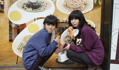 大学<em>校园</em>最美<em>姐妹花</em>