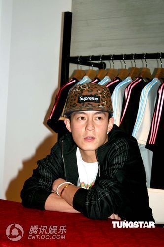 陈冠希台北开店六月全面复出 称不知lucas是谁【图】