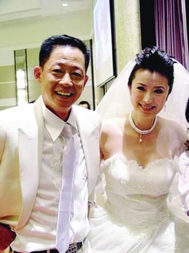 王志文老婆是兰博基尼的董事 年收入能过半亿