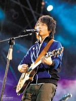 许巍今天巡回演唱会 2010西安站将演(图)