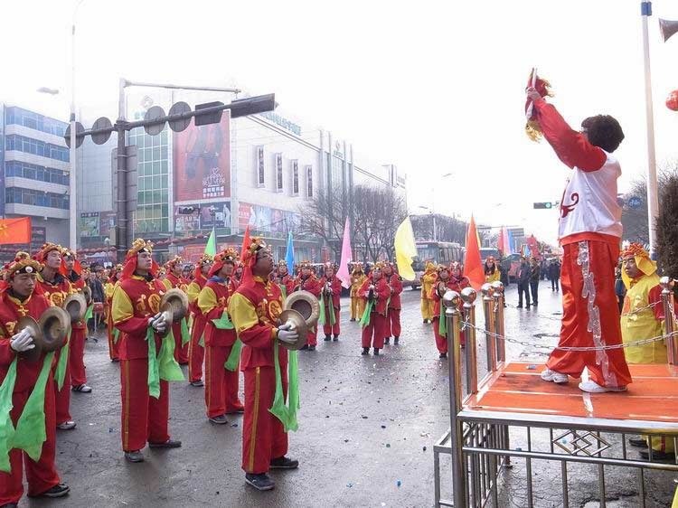 组图:山西晋中寿阳元宵节灯展及社火表演