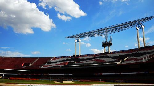 32强探营-探访莫伦比 2014世界杯开幕式球场