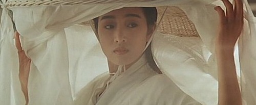 新旧两版韩冬儿各有风韵