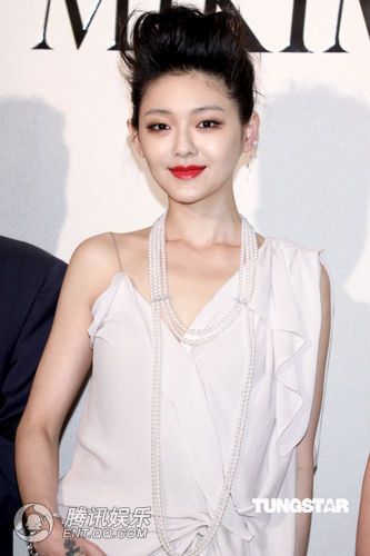 大s等待真命天子想结婚 与蓝正龙打对台【图】