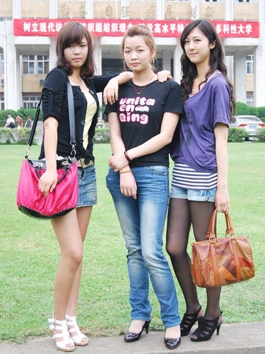潮州纺织美女众美女报名世界杯足球宝贝(图)吗大学多武汉图片