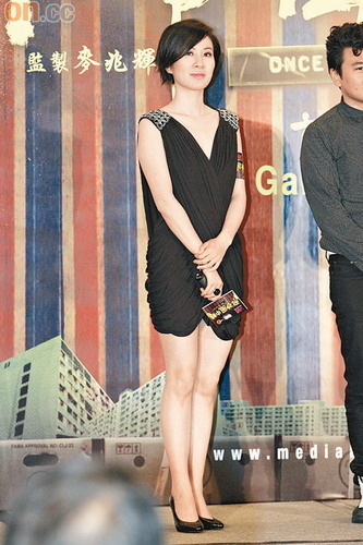 谢霆锋亮相低调仍抢风头 好男人形象身价倍增【图】