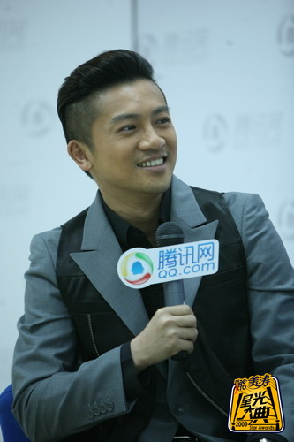 白小年苏有朋受访 称小虎队只有歌曲最经典