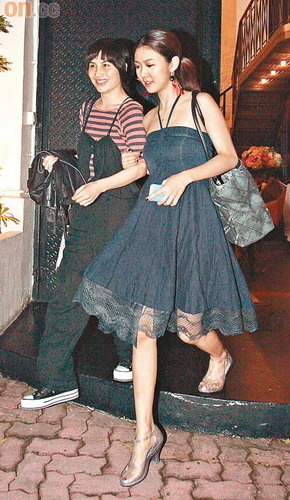 黄伟文生日陈奕迅到贺 圈中好友疯狂庆祝【图】