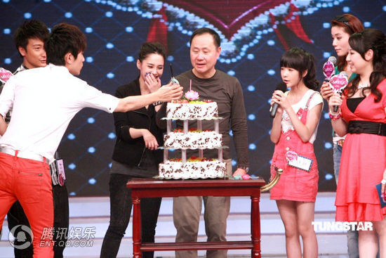 刘镇伟煽情阿娇再度落泪【图】