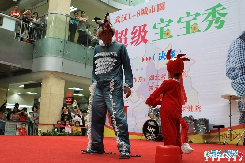陈三川小朋友的家庭秀