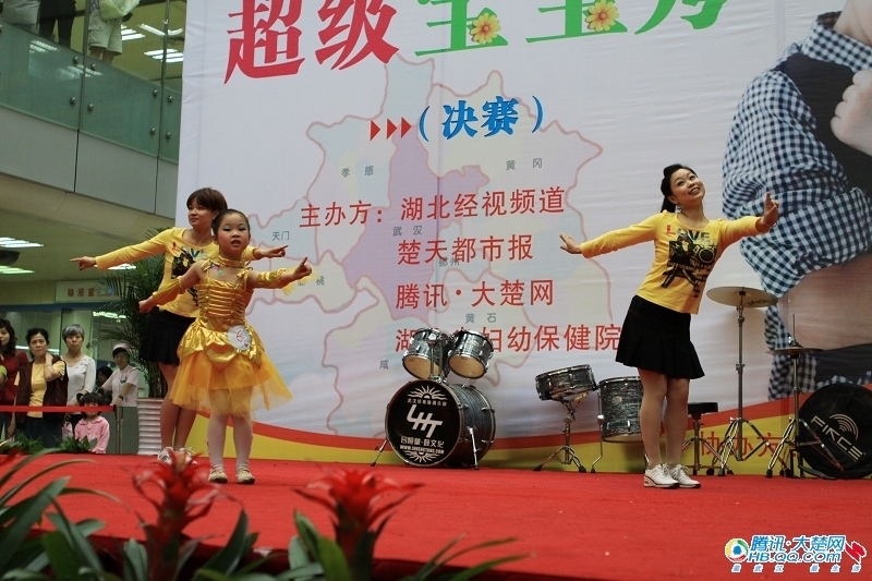 王圆缘小朋友的家庭秀